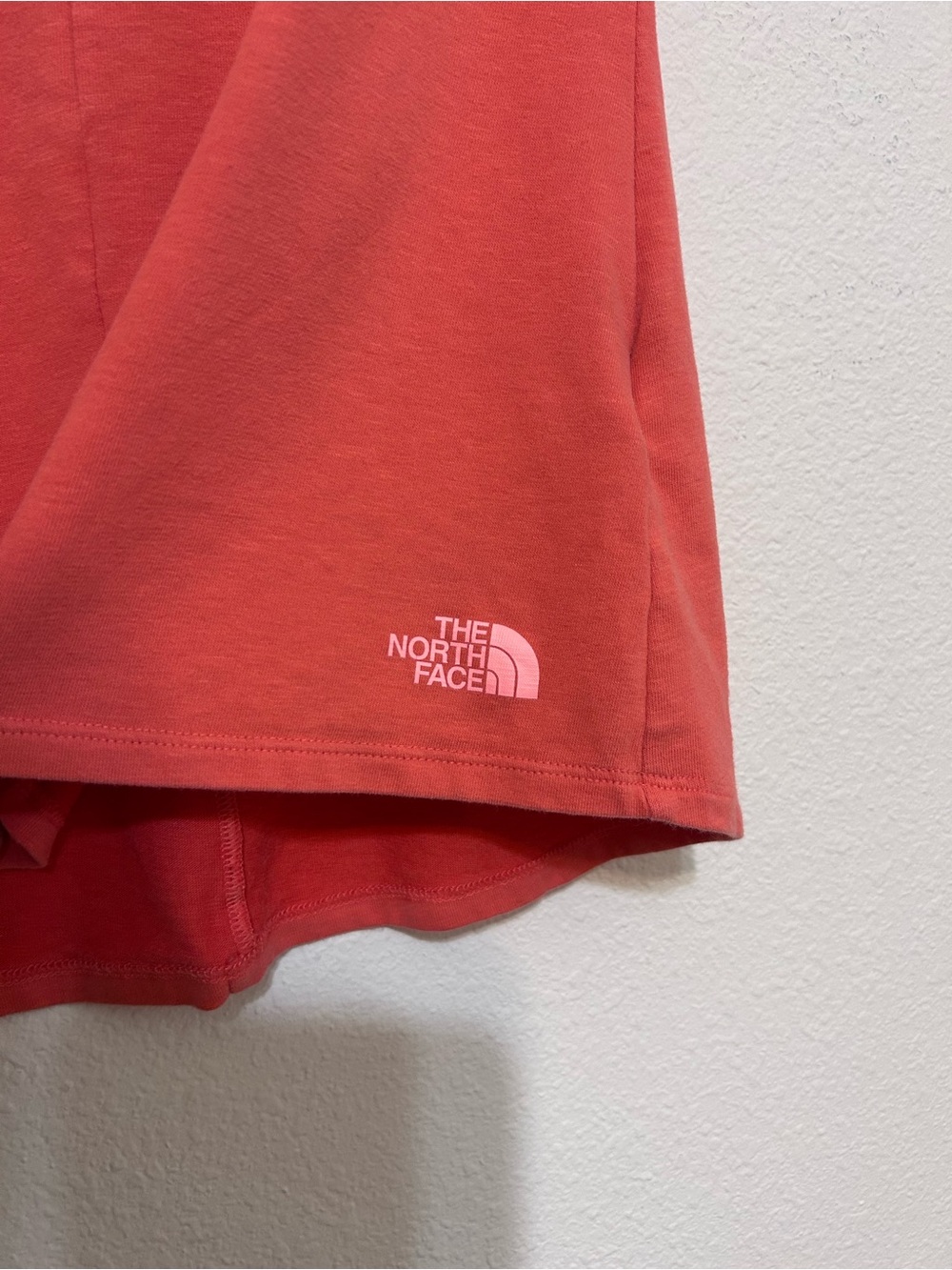 The North Face Coral Orange Criss Cross Keyhole Back Athletic Tank Top Size Med - Picture 6 of 9
